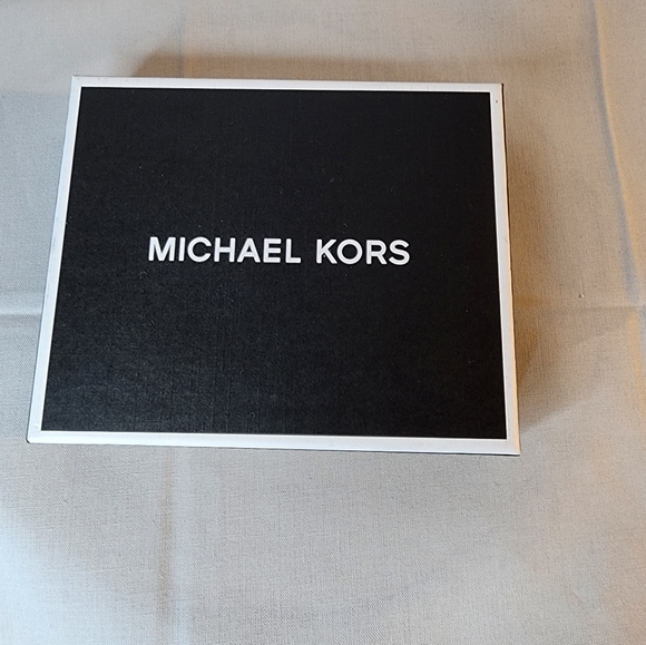 Michael Kors Men's Jet Set Logo Slim Billfold - Picture 2 of 5